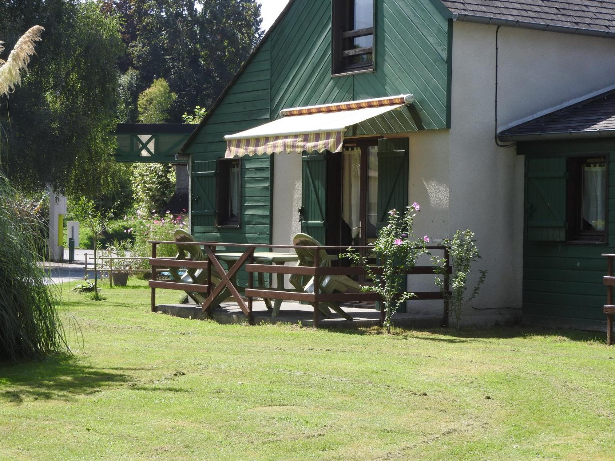Camping Le Saillet Lestelle-Bétharram Extérieur photo