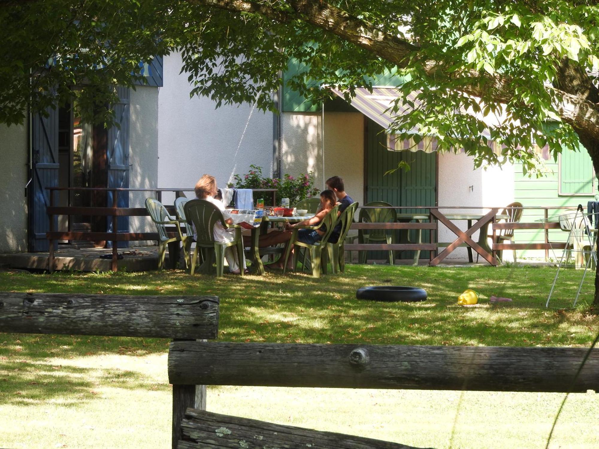 Camping Le Saillet Lestelle-Bétharram Extérieur photo